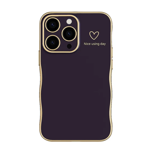 iPhone 15 Pro Hülle – Edles Design mit goldenem Rahmen